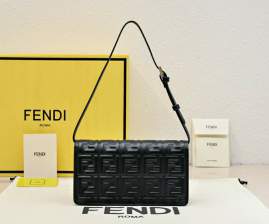 Picture of Fendi Handbags _SKUfw237499824fw